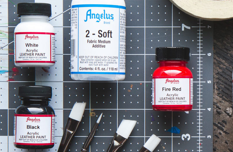 MUST HAVE, czyli biała i czarna