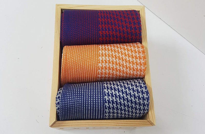 Eleganckie luksusowe skarpetki męskie - pomysł na prezent. niebieskie. Pomarańczowe, Czerwone