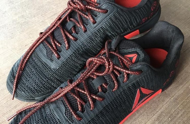 Metaliczne czerwono czarne okrągłe sznurowadła do butów LACE LAB Rope, personalizacja obuwia, custom, customizacja adidasów