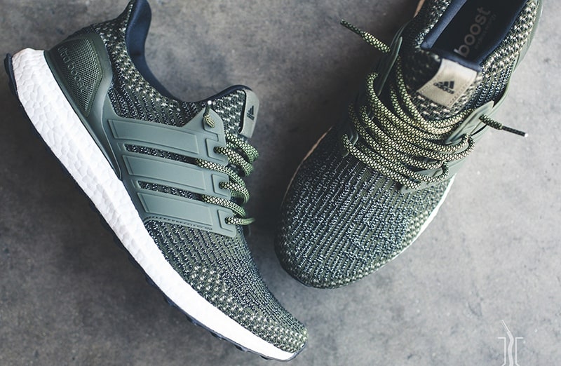 Oliwkowo czarne sznurowadła, sznurówki, sznury do sneakersów, kicksów, Adidas NMD R1, Ultra Boost, Yeezy 350. Customizacja butów Lace Lab.