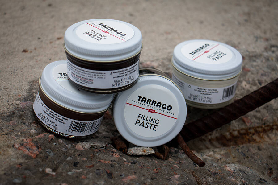 Płynna skóra, szpachla do skór i produkty stosowane do renowacji skór, butów, tapicerek samochodowych i mebli skórzanych