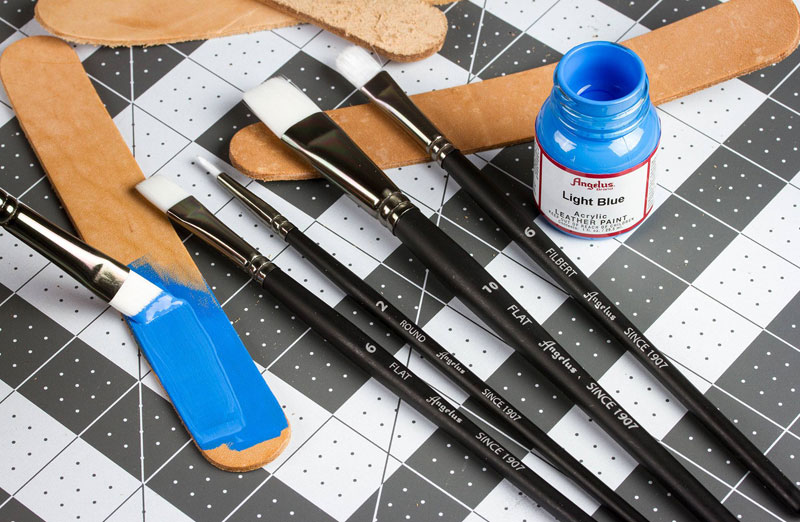 Madżenta farba do customizacji sneakersów, jeansu, tkanin Angelus Acrylic Leather Paint Standard 1oz