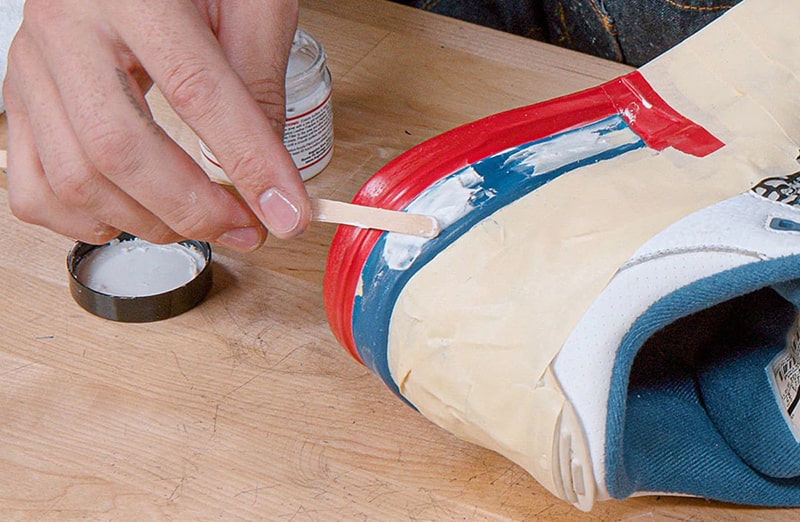 Szpachla do skóry na ubytki, rysy, zadrapania, odbarwienia - idealna do renowacji butów, toreb, torebek oraz akcesoriów.