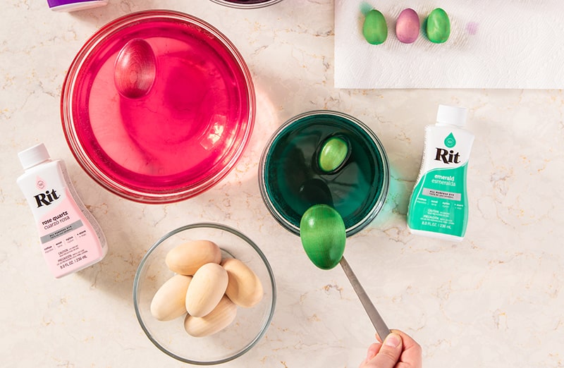 Emerald Rit Dye Liquid - barwnik do ubrań, odzieży, tkanin, jeansu w szmaragdowym kolorze.