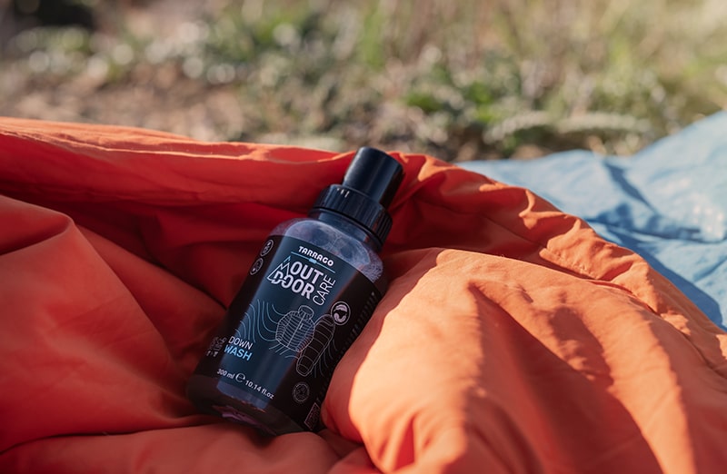 płyn do prania Down Wash został specjalnie zaprojektowany do pielęgnacji sprzętu outdoorowego i wysokogórskiego.