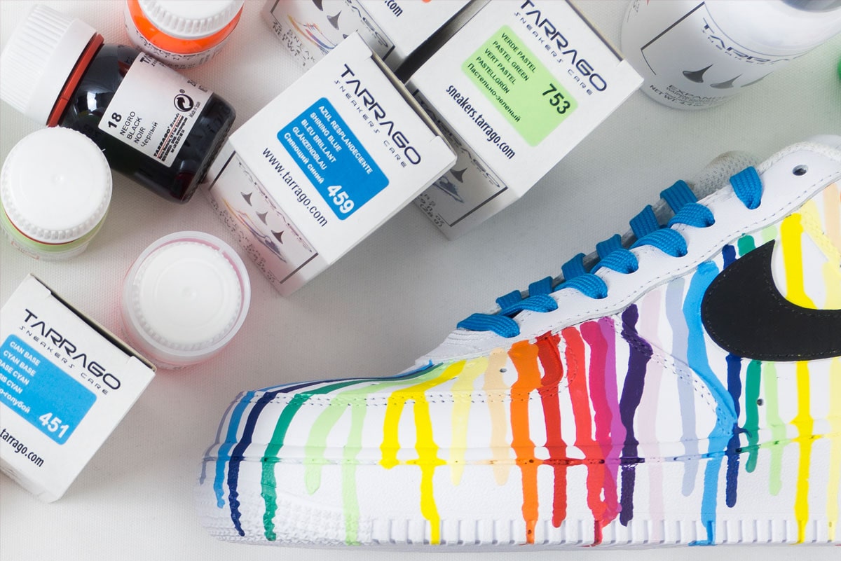 Żółte Farby do malowania sneakersów, butów, jeansowej kurtki i akcesoriów. Farba akrylowa do customizacji i renowacji obuwia.