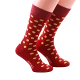 Casualowe męskie skarpety bordowe w żółte grochy. Skarpety do trampek i butów eleganckich.