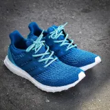 Błękitne okrągłe odblaskowe sznurowadła, sznurówki, sznury do sneakersów, kicksów, Adidas NMD R1, Ultra Boost, Yeezy 350. Customizacja butów Lace Lab.