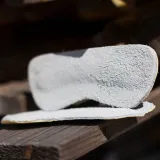 Zapiętki samoprzylepne do butów, które niwelują ból i otarcia stóp. Wkładki do obuwia poprawiają komfort chodzenia.