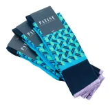 Casualowe męskie skarpety niebieskie w seledynowy wzór. Skarpety do trampek i butów eleganckich.