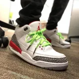 Neonowe zielone sznurowadła płaskie Lace Lab. Sznurówki do customizacji sneakersów Jordan, Nike, Adidas, Reebok