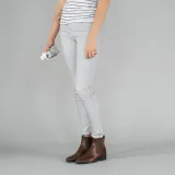 Barwnik płynny RIT DYE możesz wykorzystać również do przywrócenia do życia źle wypranych, zabarwionych ubrań oraz do jakże atrakcyjnej i popularnej customizacji odzieży.