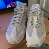 Jasnoszare sznurowadła płaskie Lace Lab. Sznurówki do customizacji sneakersów Jordan, Nike, Air Jordan 1, Retro High, Obsidain