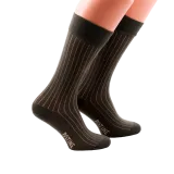 Casualowe męskie skarpety zielone z beżowymi wydzieleniami. Skarpety do trampek i butów eleganckich.