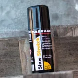 Zmiękczacz do skór i butów, który pomaga w dopasowaniu ciasnych butów do stopy.