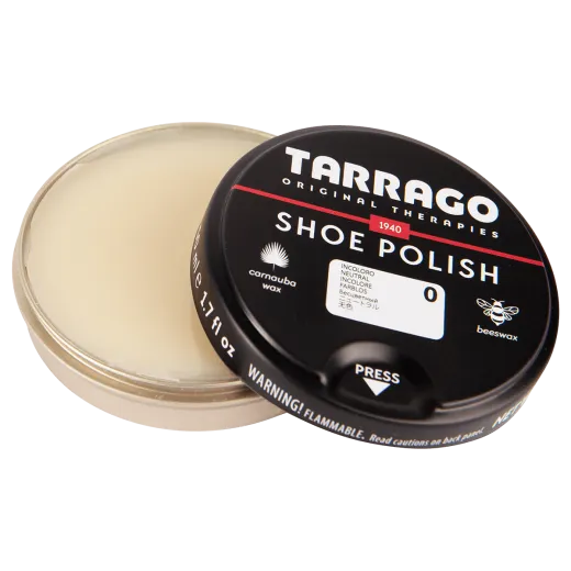 Naturalna pasta z pigmentem na bazie wosku, która pielęgnuje skórę i pomaga w osiągnięciu wysokiego połysku