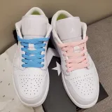 błękitne sznurowadła płaskie Lace Lab. Sznurówki do customizacji sneakersów Jordan, Nike, Vans, Adidas