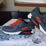 Płaskie pomarańczowe sznurowadła Lace Lab. Sznurówki do customizacji sneakersów Jordan, Nike, vans, adidas
