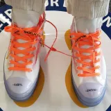 Pomarańczowo czarne neonowe sznurowadła Lace Lab. Sznurówki do customizacji sneakersów - nike, off-white