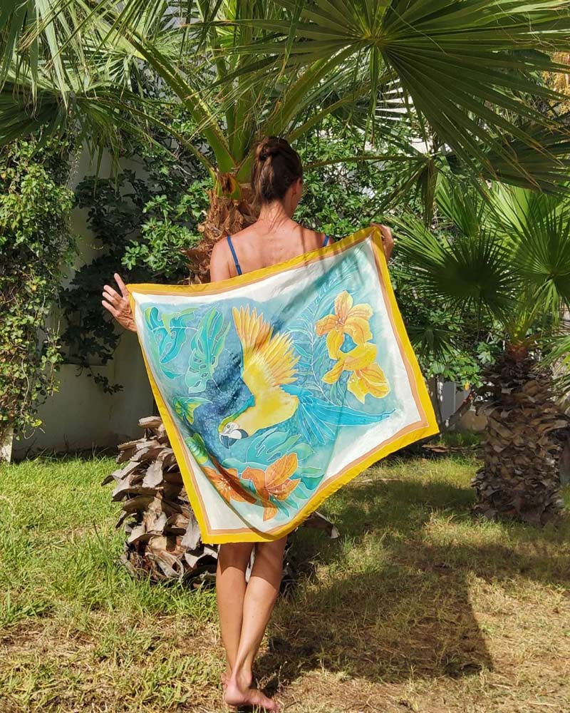 Ręcznie malowane jedwabne chusty na prezent. Farby do jedwabiu.