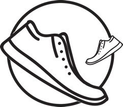 Załóż buty, kiedy są jeszcze wilgotne i chodź w nich, by rozciągnąć i dopasować skórę do anatomii stóp